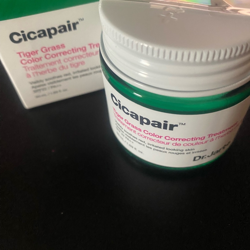 Dr. Jart+ Cicapair Tiger Grass Color Correcting Treatment